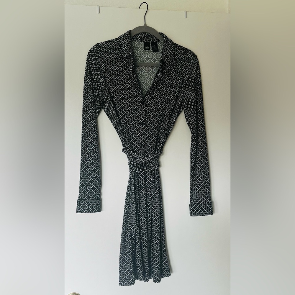 Mossimo Rapped Dress black and white size 8